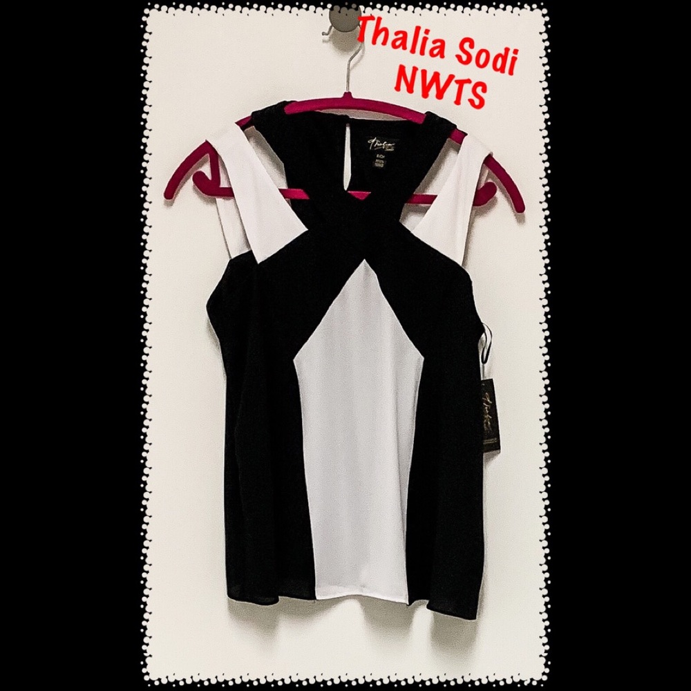 NWTS*Thalia Sodi* Exquisite Shell Top*